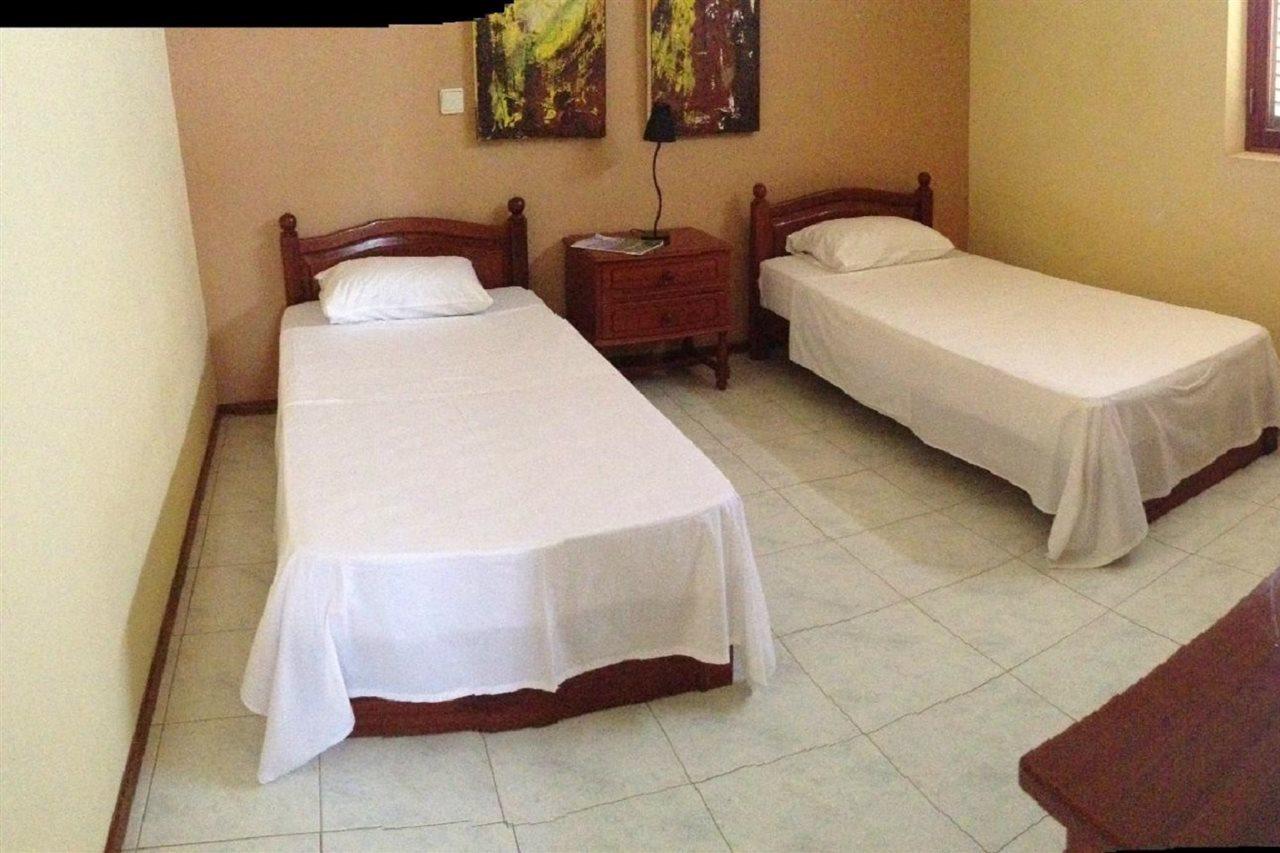 Residencial Raiar Hotel Mindelo Bagian luar foto